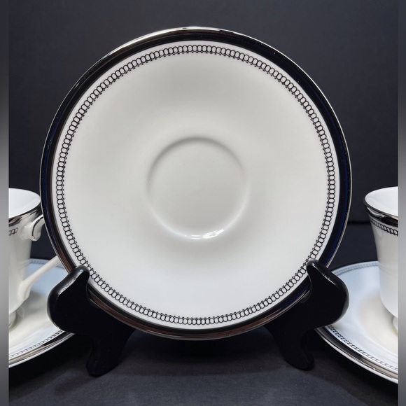 Royal Doulton SARABANDE Set of H.5023 Footed Teacups & Saucers - Picture 3 of 13